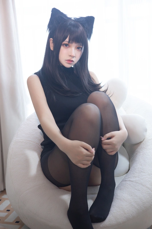黑毛衣少女 - 疯猫ss