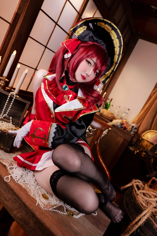 Hoshou Marine - Sally Dorasnow